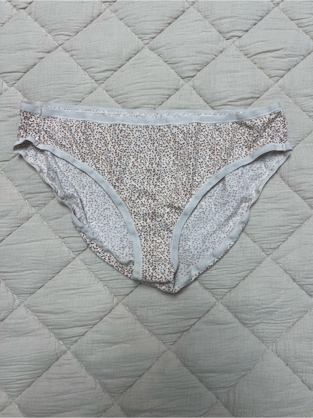 Amazon Essentials Cotton Briefs in Cream and Brown Microprint